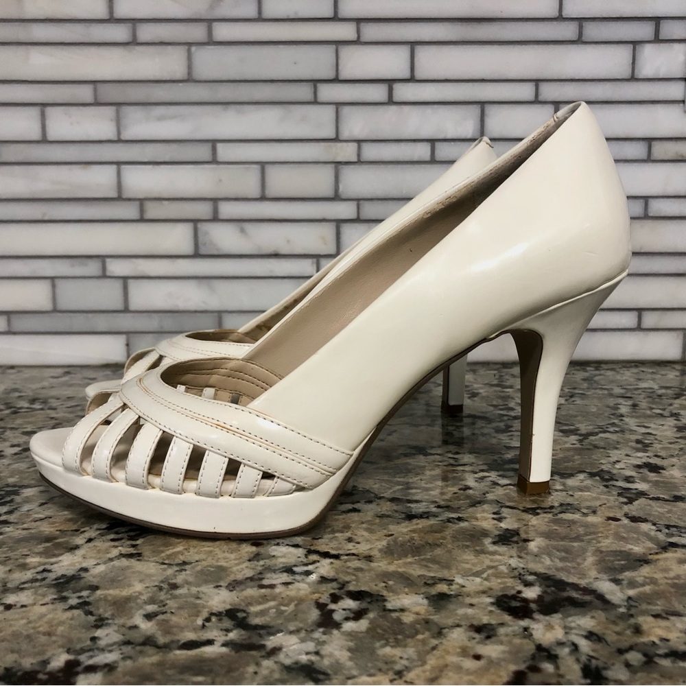 Nine West Open Toe White Heels | Size 7